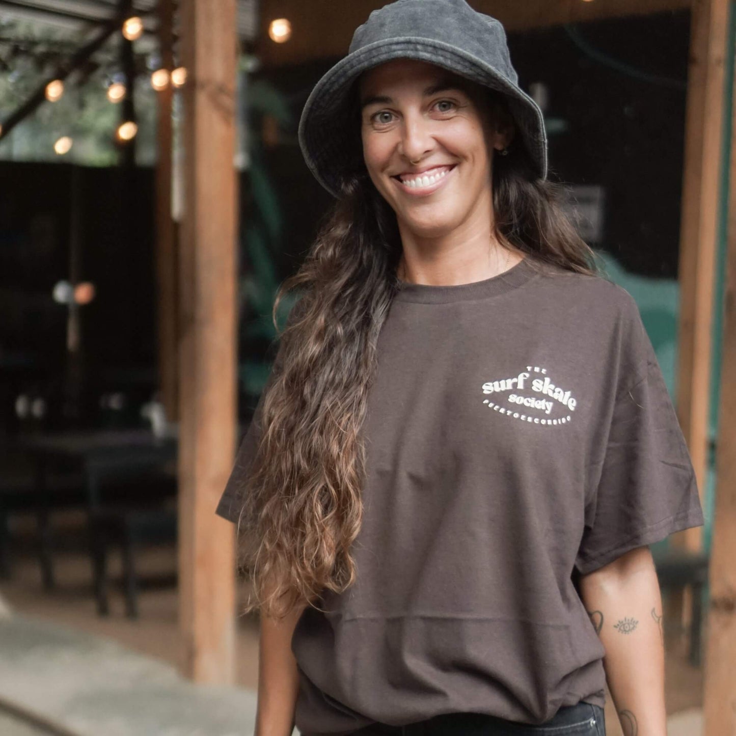 Playera Sol – Café | Surf Skate Society