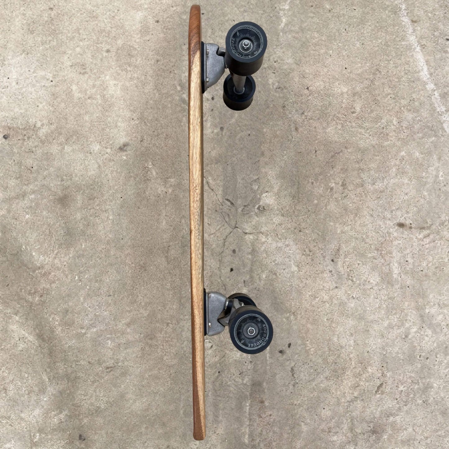 Tabla Única Hecha a Mano – Bullet 29.8” – con/sin Carver CX