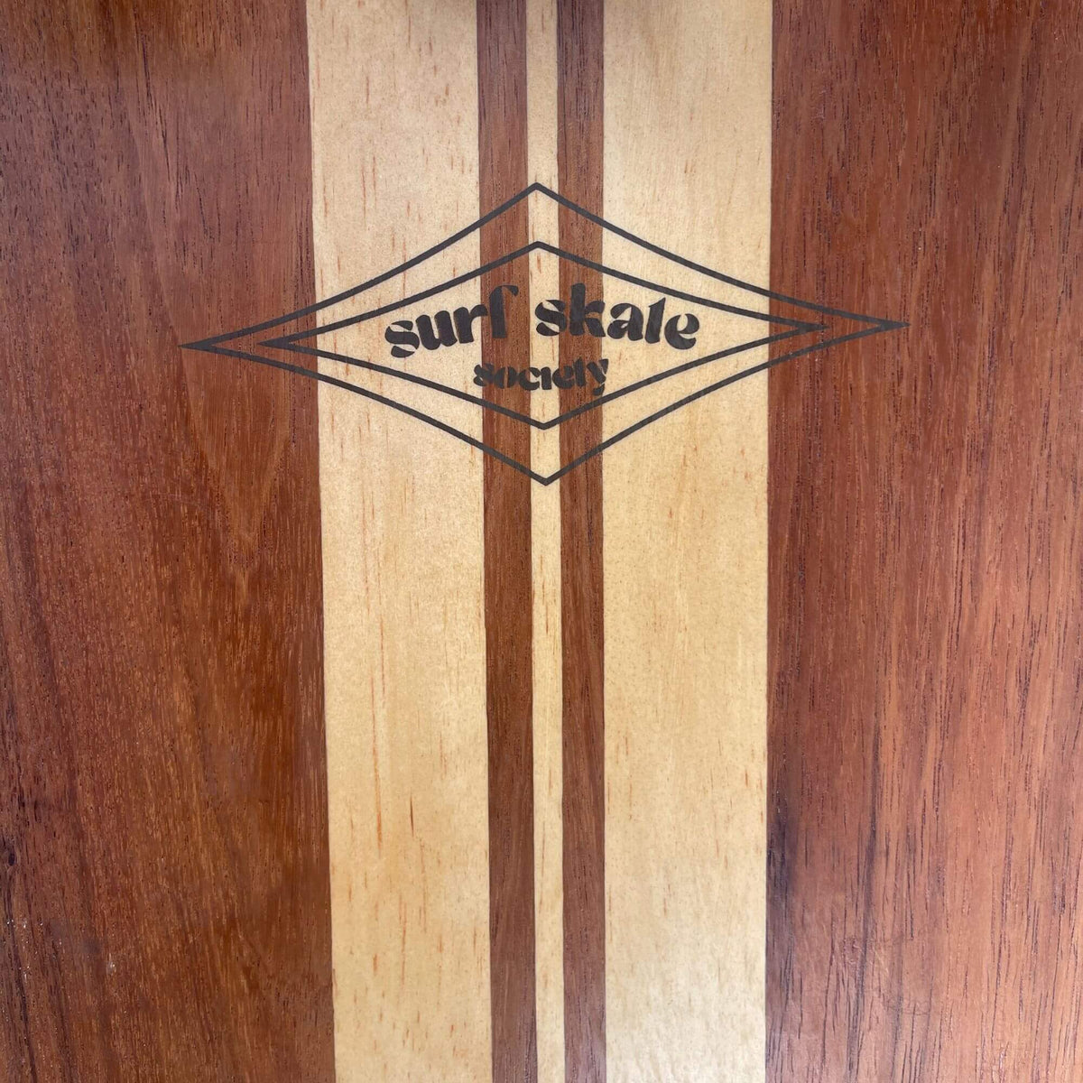 Tabla Única Hecha a Mano – Bullet 29.8” – con/sin Carver CX