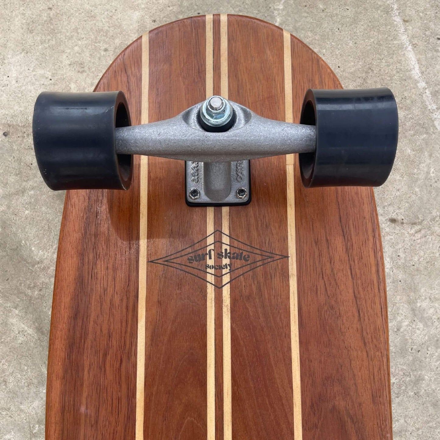 Tabla Única Hecha a Mano – Fatboy 32” – con/sin Carver CX